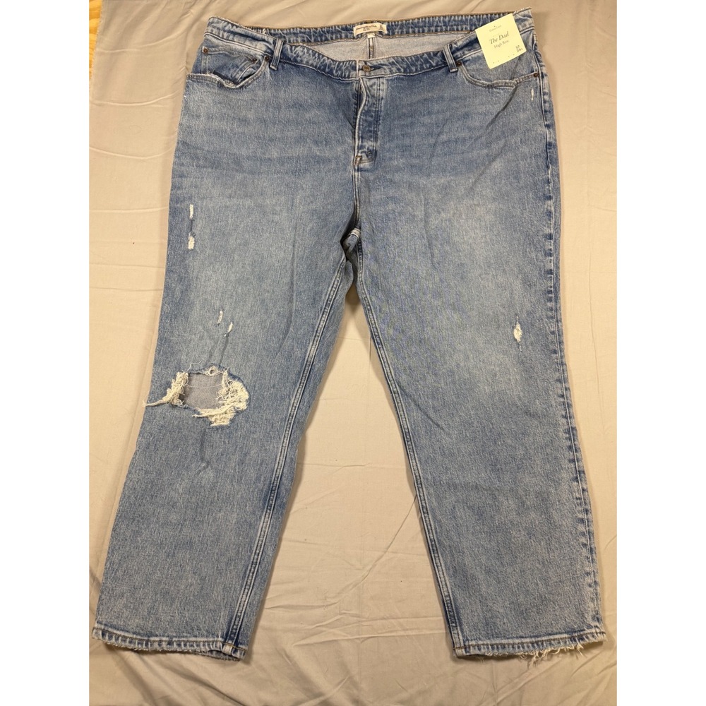 Abercrombie & Fitch Curve Love The Dad High Rise Jeans 37 / 24S Light Distressed